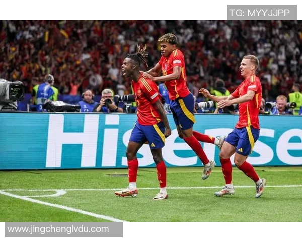 曼联面临双重挑战四大主力恐遭替换12月魔鬼赛程考验球队深度与韧性